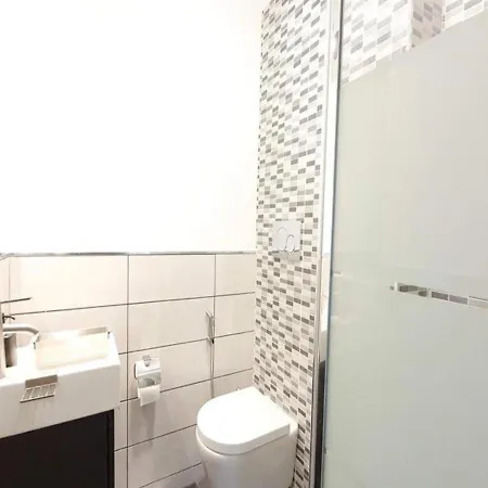 Interno 4 - Maselli Акуавива-делле-Фонти