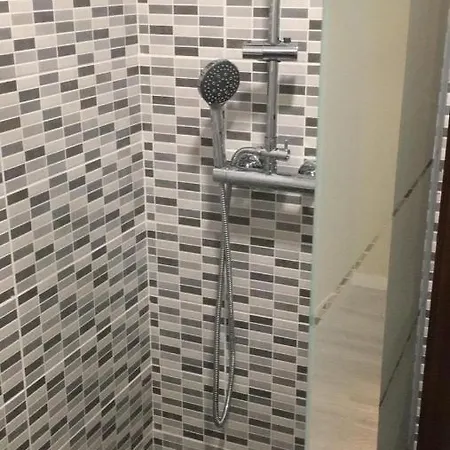 Interno 4 - Maselli 3*