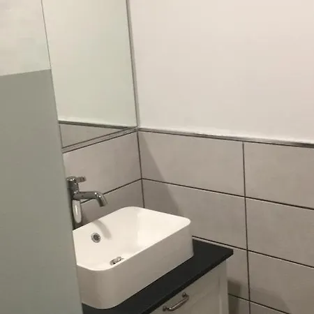 Interno 4 - Maselli 3*